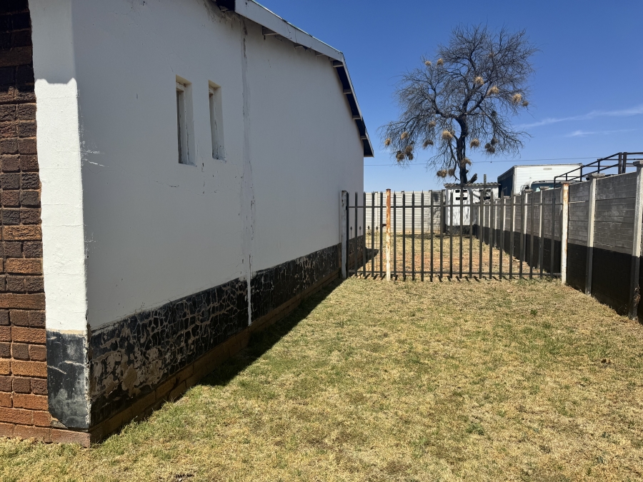 2 Bedroom Property for Sale in Randlespark North West